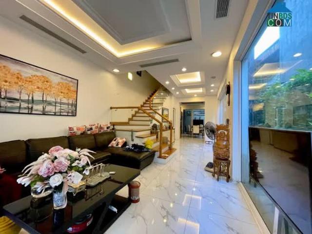 Nhà mặt phố bán tại Hoàn Kiếm, Hà Nội