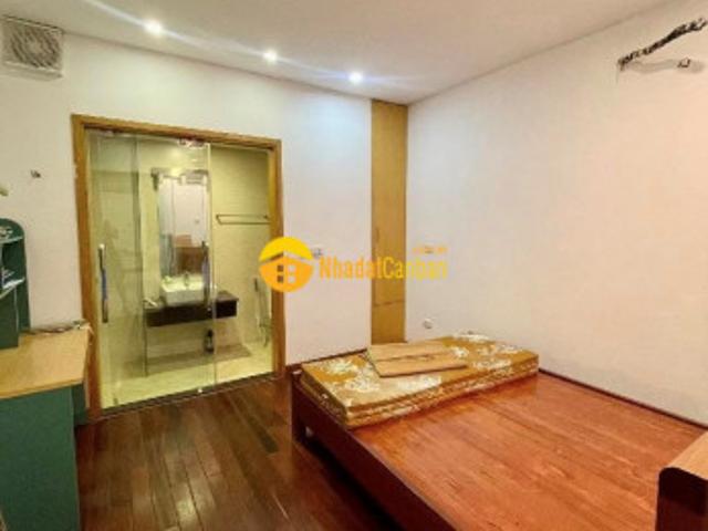 Nhà mặt phố bán