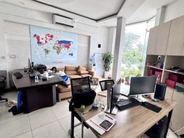 Nhà mặt phố bán tại Hoàn Kiếm, Hà Nội
