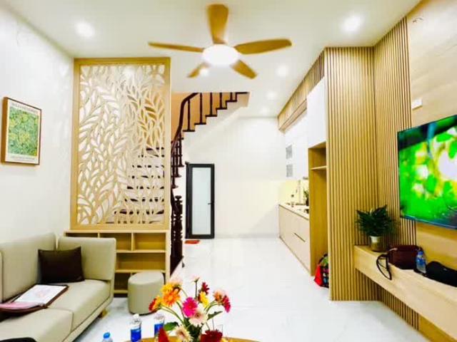 Nhà mặt phố bán tại Hoàn Kiếm, Hà Nội