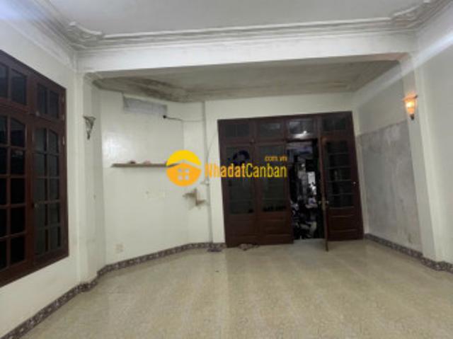 Nhà mặt phố bán