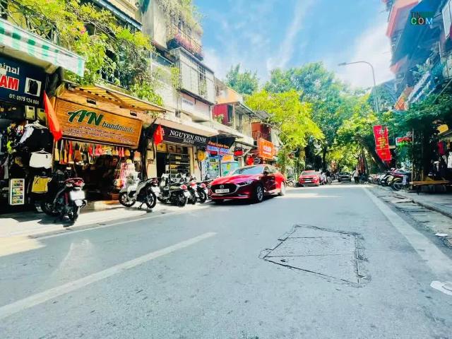 Nhà mặt phố bán tại Hoàn Kiếm, Hà Nội
