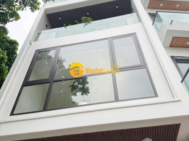 Nhà mặt phố bán