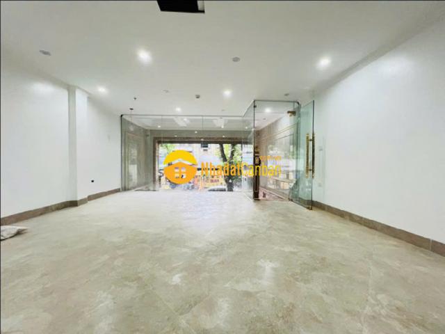 Nhà mặt phố bán