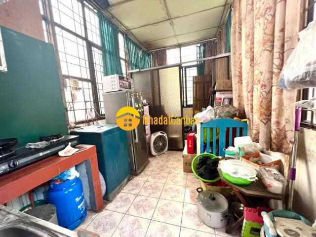 Nhà mặt phố bán
