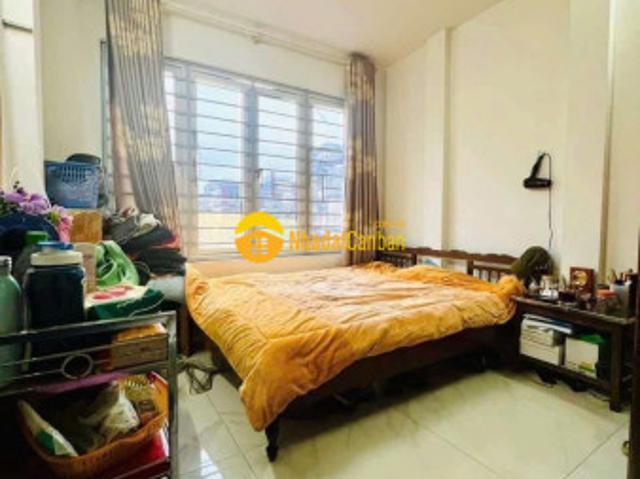 Nhà mặt phố bán