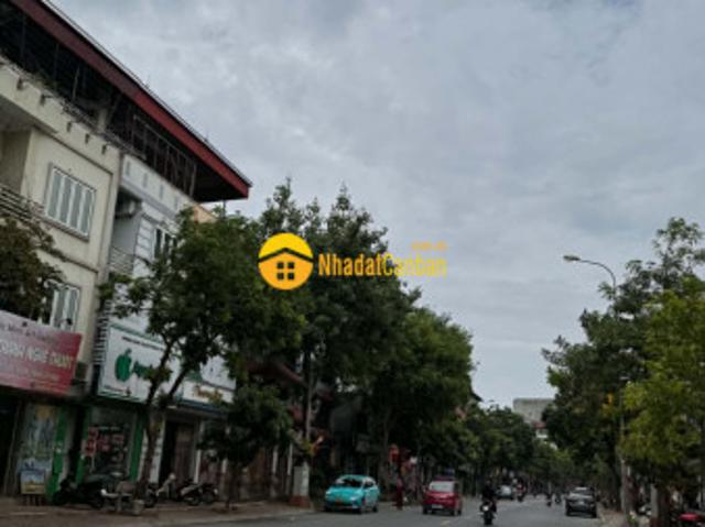 Nhà mặt phố bán