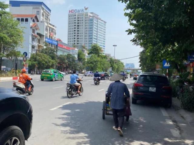 Nhà mặt phố bán tại Hoàn Kiếm, Hà Nội