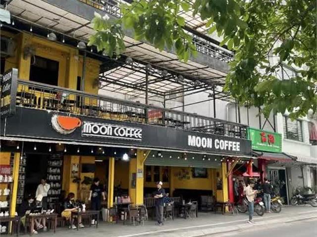 Nhà mặt phố bán tại Hoàn Kiếm, Hà Nội