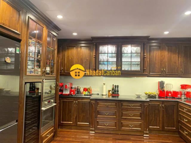 Nhà mặt phố bán