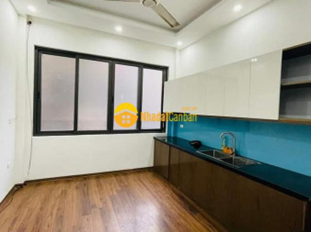 Nhà mặt phố bán