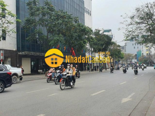 Nhà mặt phố bán