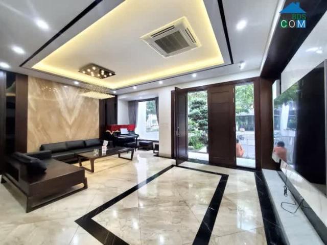 Nhà mặt phố bán tại Hoàn Kiếm, Hà Nội