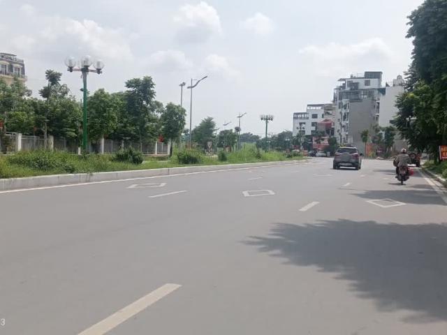 Nhà mặt phố bán tại Hoàn Kiếm, Hà Nội