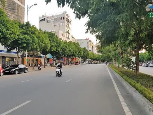 Nhà mặt phố bán tại Hoàn Kiếm, Hà Nội