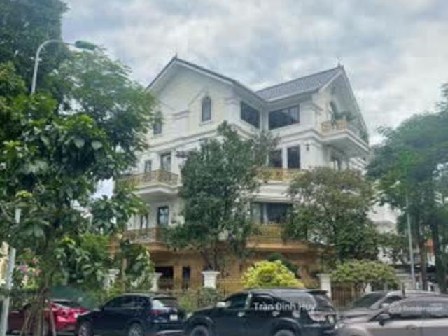 Nhà mặt phố bán tại Hoàn Kiếm, Hà Nội