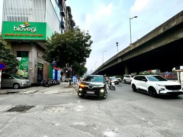 Nhà mặt phố bán tại Hoàn Kiếm, Hà Nội