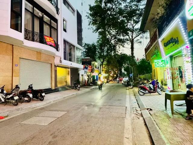 Nhà mặt phố bán tại Hoàn Kiếm, Hà Nội