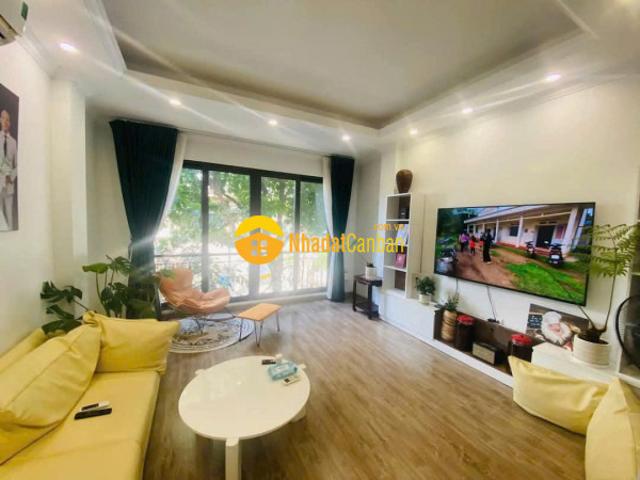 Nhà mặt phố bán
