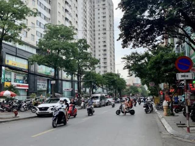 Nhà mặt phố bán tại Hoàn Kiếm, Hà Nội