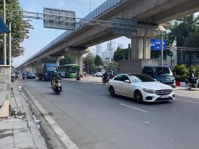 Nhà mặt phố bán tại Hoàn Kiếm, Hà Nội