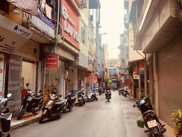 Nhà mặt phố bán tại Hoàn Kiếm, Hà Nội