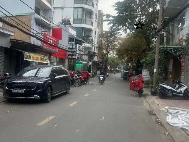 Nhà mặt phố bán tại Khuôn viên UBND Thành phố Hồ Chí Minh, Thành phố Hồ Chí Minh