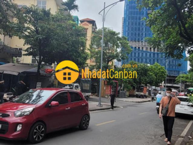 Nhà mặt phố bán