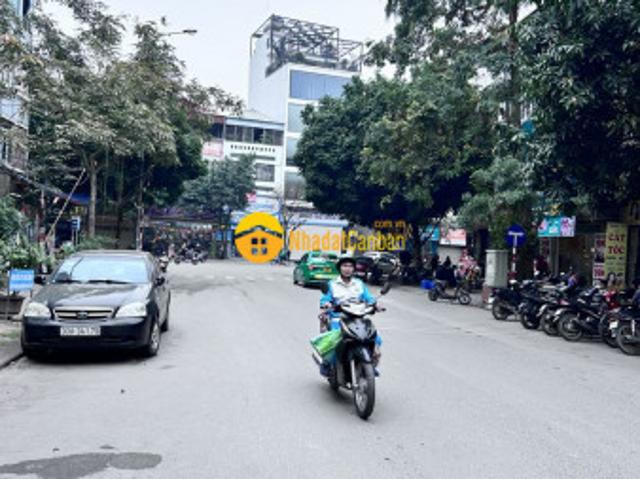 Nhà mặt phố bán