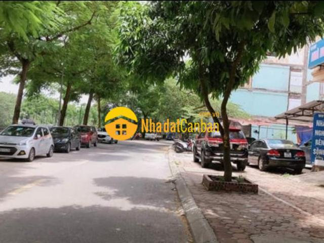 Nhà mặt phố bán