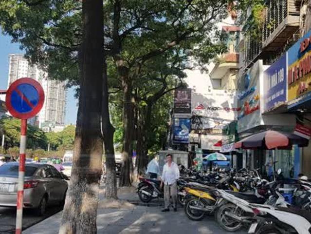 Nhà mặt phố bán tại Hoàn Kiếm, Hà Nội