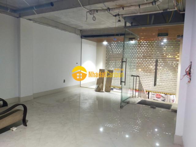 Nhà mặt phố bán