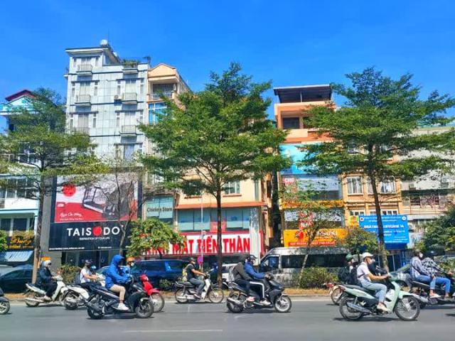 Nhà mặt phố bán tại Hoàn Kiếm, Hà Nội