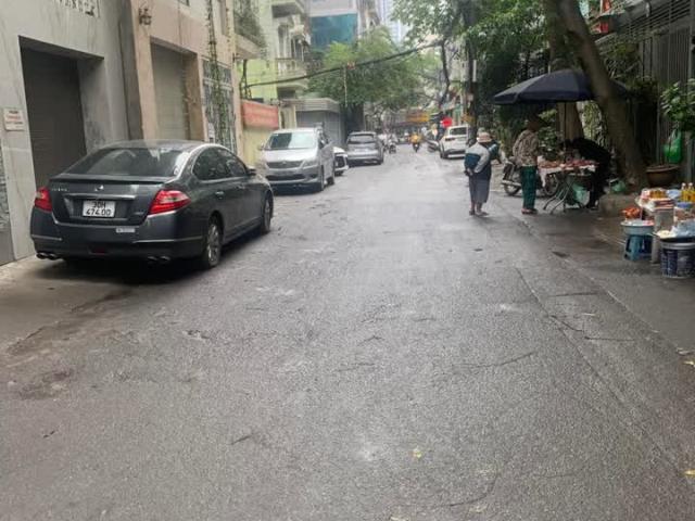 Nhà mặt phố bán tại Hoàn Kiếm, Hà Nội
