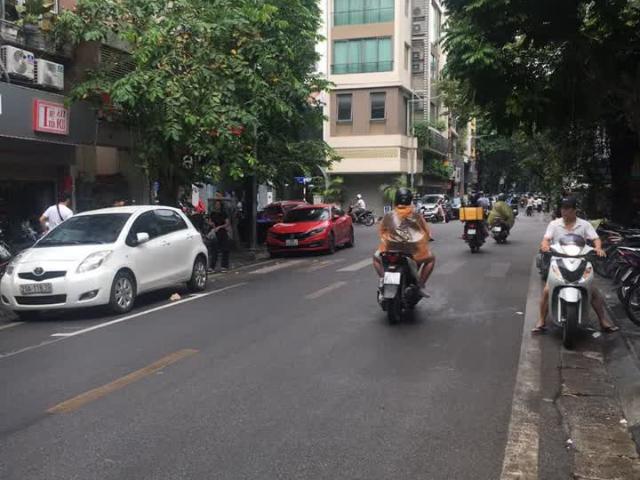Nhà mặt phố bán tại Hoàn Kiếm, Hà Nội