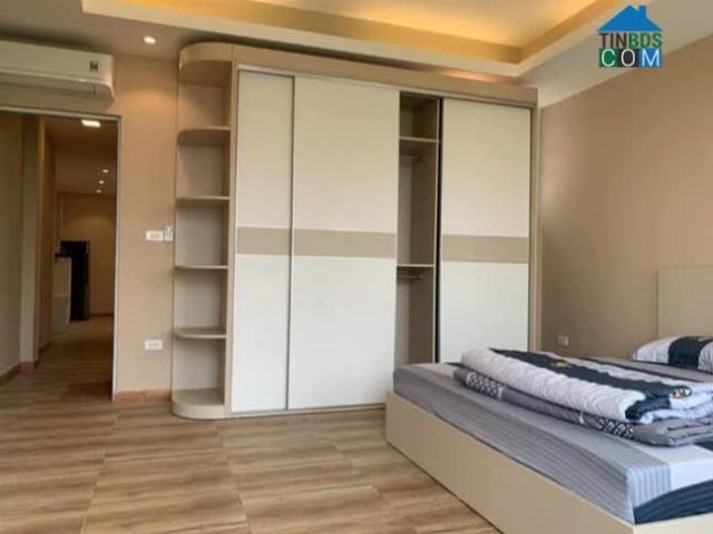 Nhà mặt phố bán tại Hoàn Kiếm, Hà Nội