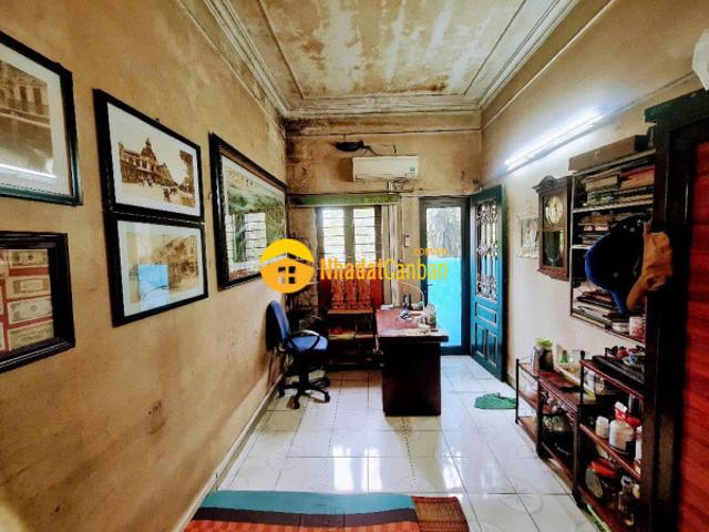 Mặt bằng bán