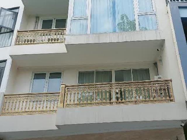Nhà mặt phố bán tại Hoàn Kiếm, Hà Nội