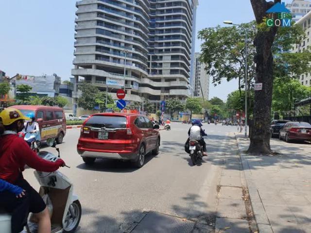 Nhà mặt phố bán tại Hoàn Kiếm, Hà Nội