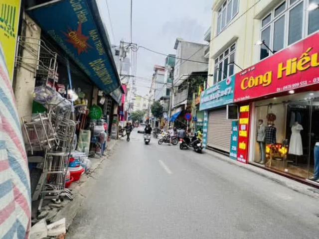 Nhà mặt phố bán tại Hoàn Kiếm, Hà Nội
