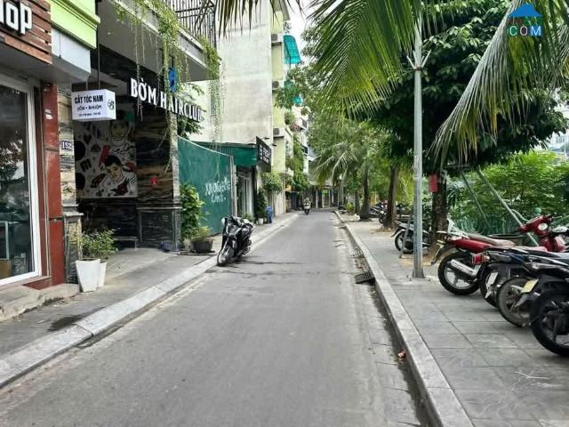Nhà mặt phố bán tại Hoàn Kiếm, Hà Nội