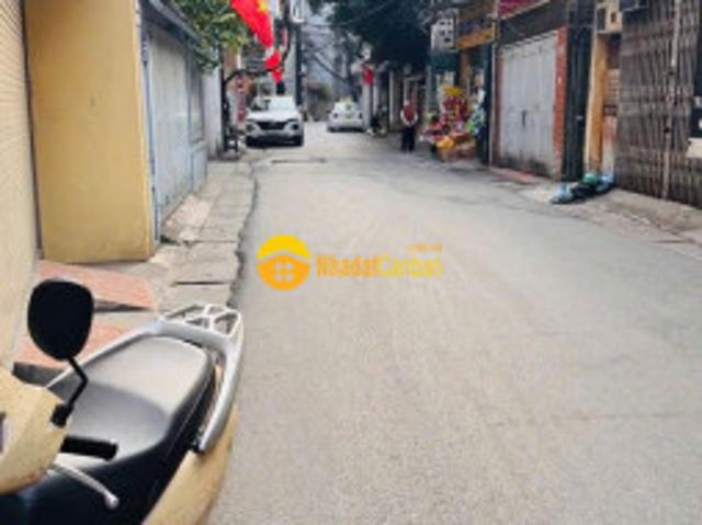 Nhà mặt phố bán