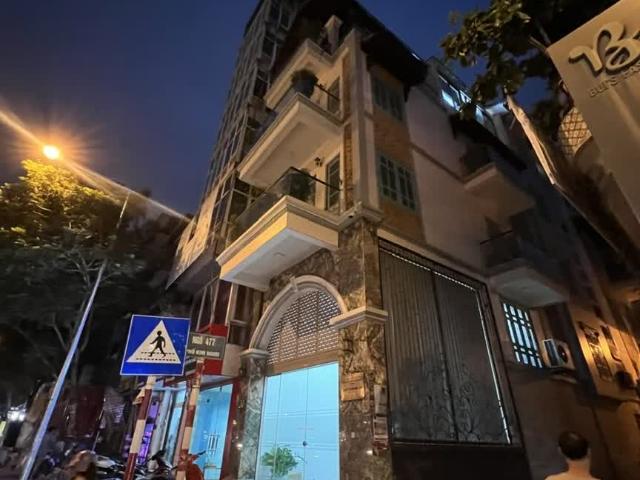Nhà mặt phố bán tại Hoàn Kiếm, Hà Nội