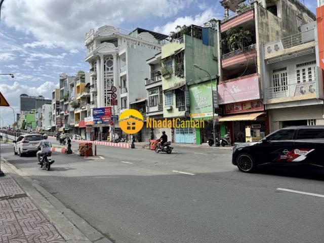 Nhà mặt phố bán