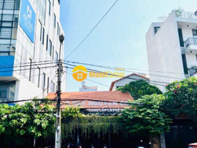 Nhà mặt phố bán