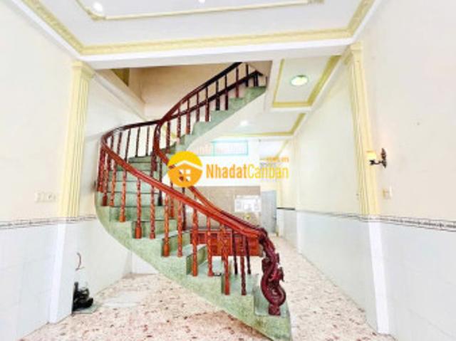 Nhà mặt phố bán