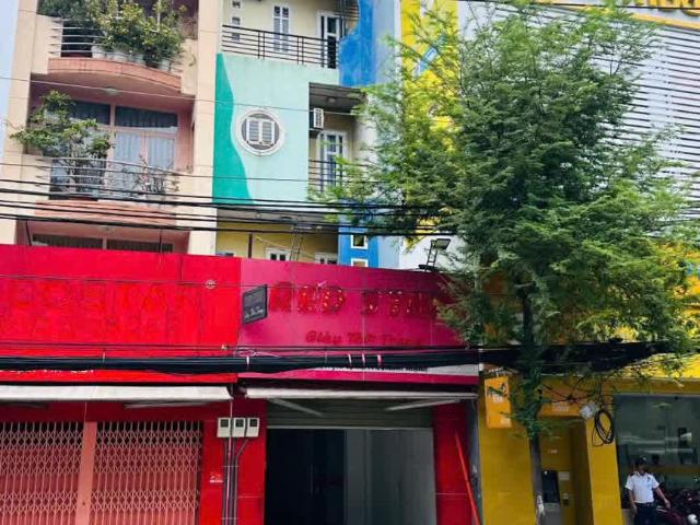 Nhà mặt phố bán tại Khuôn viên UBND Thành phố Hồ Chí Minh, Thành phố Hồ Chí Minh
