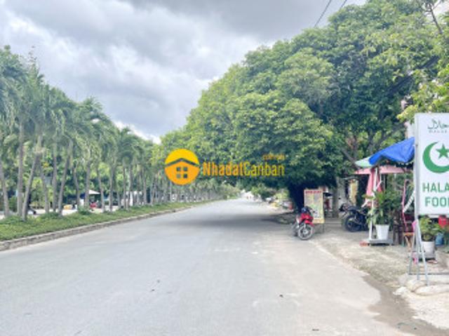 Nhà mặt phố bán