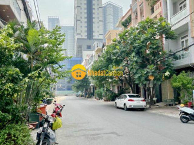 Nhà mặt phố bán