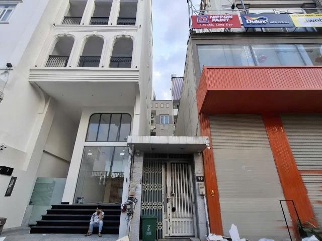 Nhà mặt phố bán